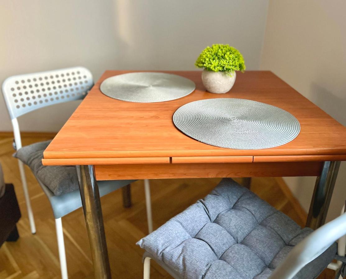 Apartament K22 Andersa 12 M Ratusz Arsenal Warszawa